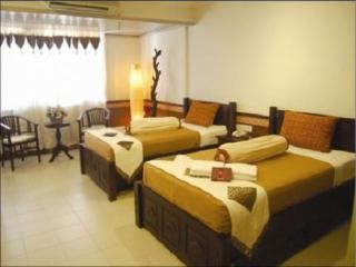 Hotel Straits 3*